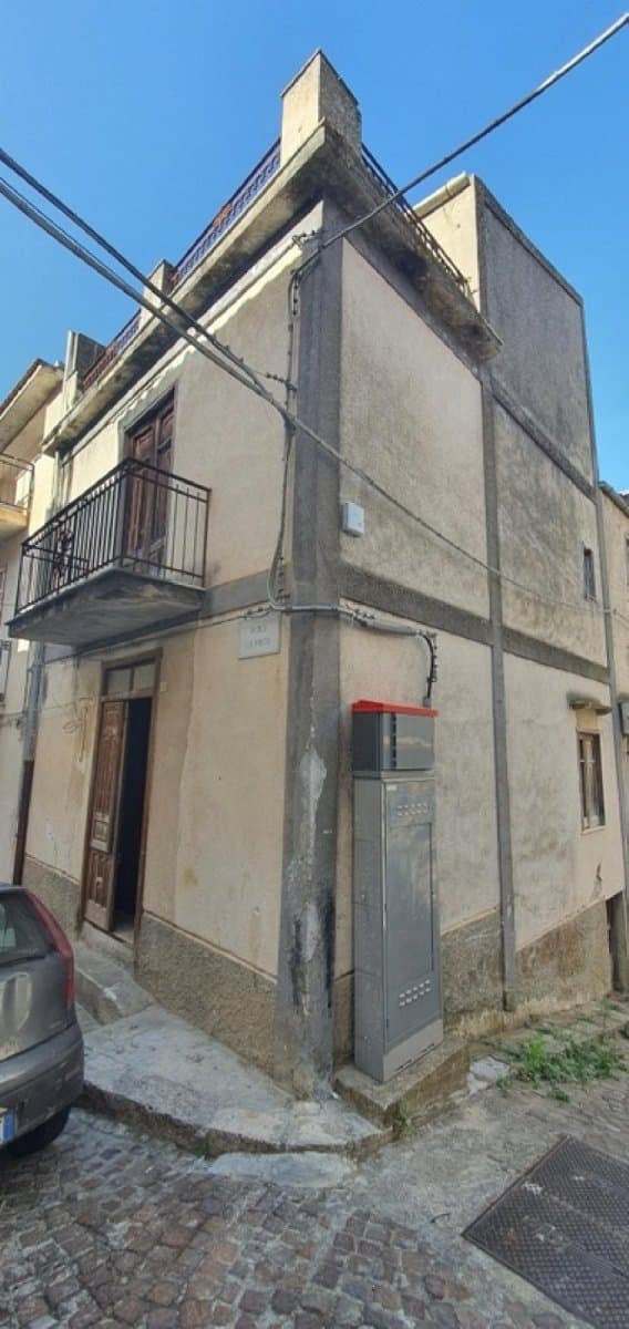 2 Bedroom Villa (Townhouse) in Ciminna