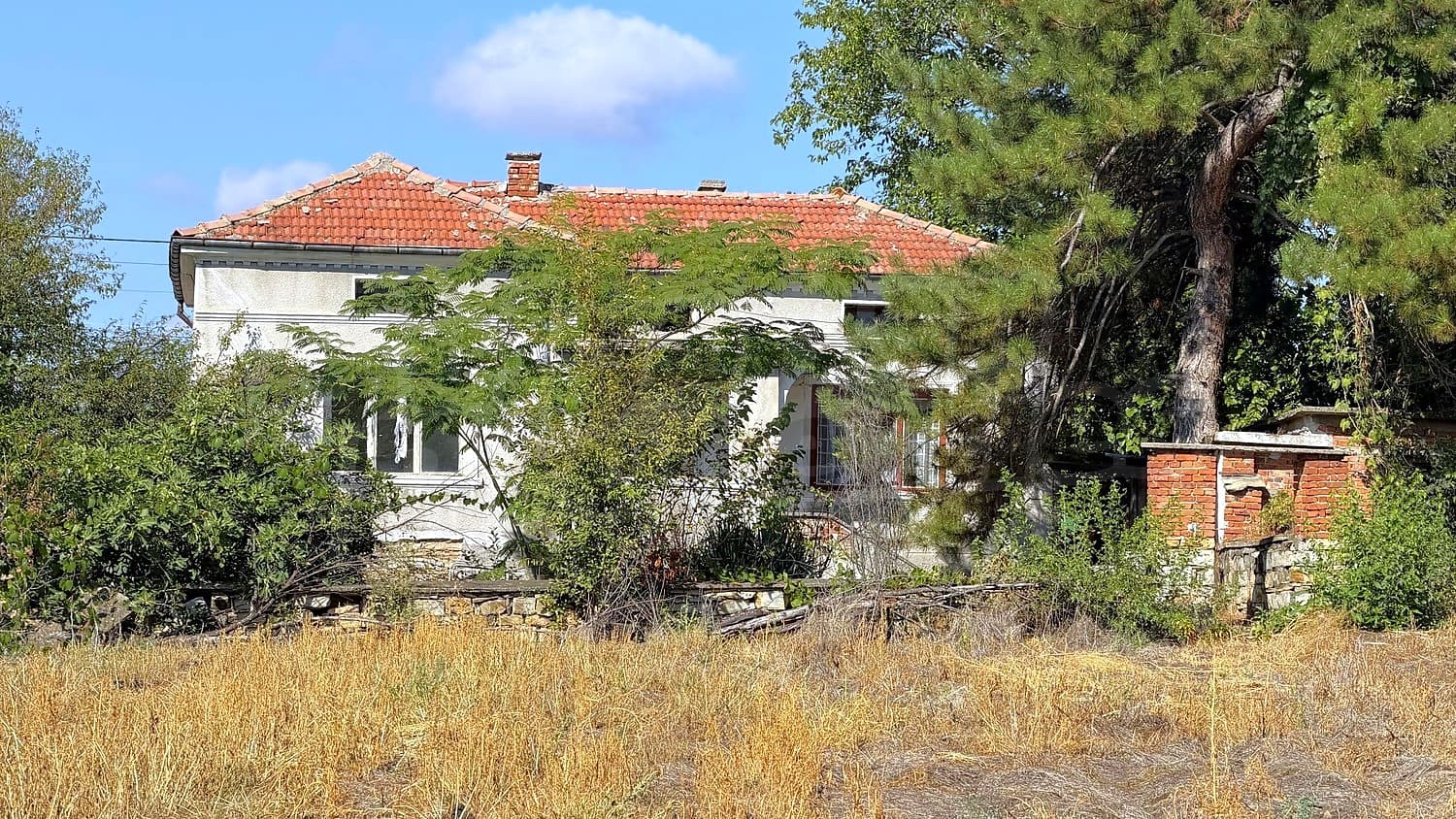 Single-Storey Solid House in Rupkite Village, Between Plovdiv and Stara Zagora
