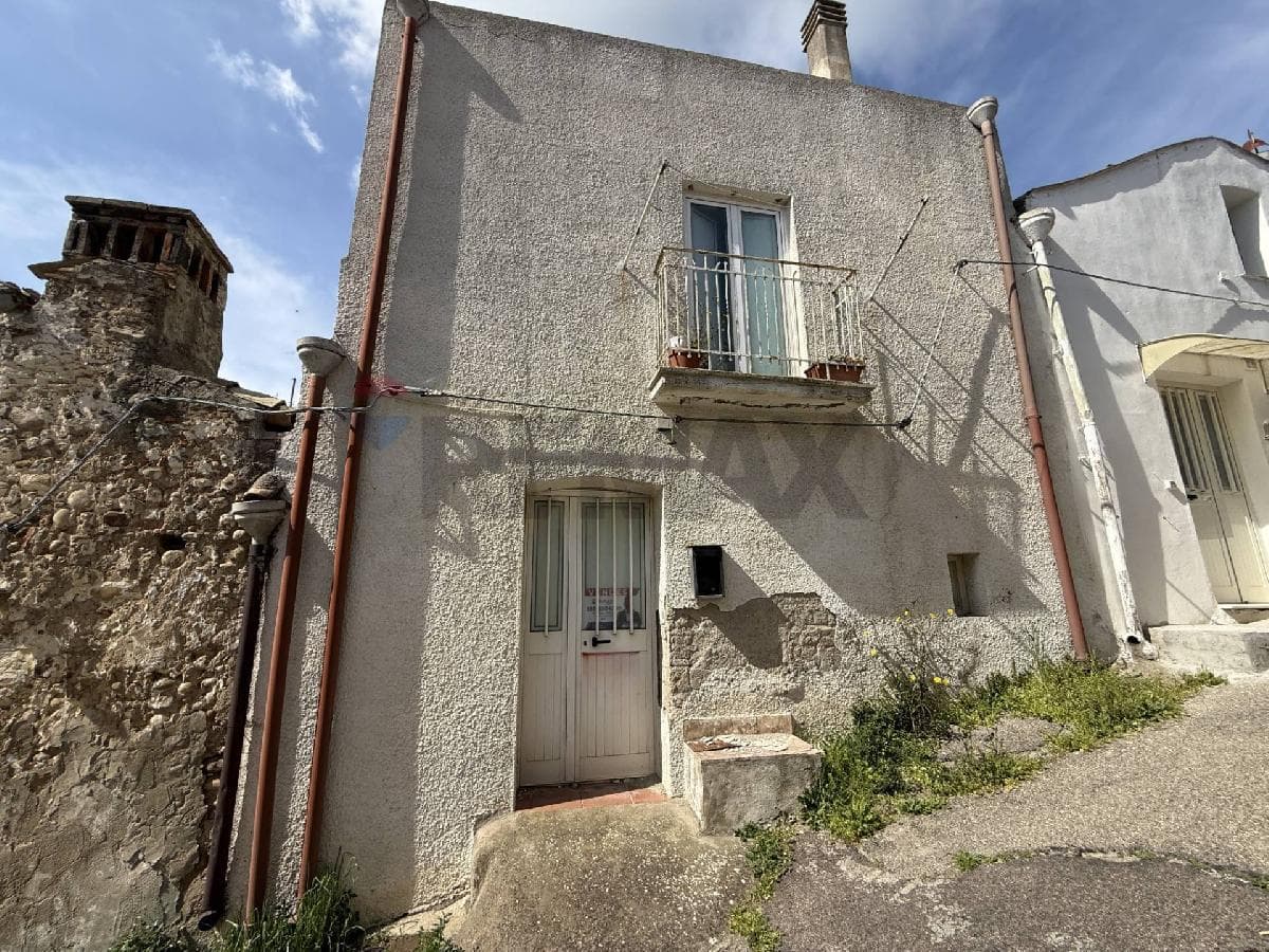 1 Bedroom Semi-detached House in Grassano